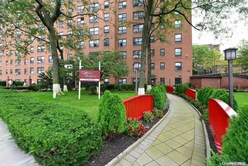 99-40 63rd Road # 1y, Rego Park