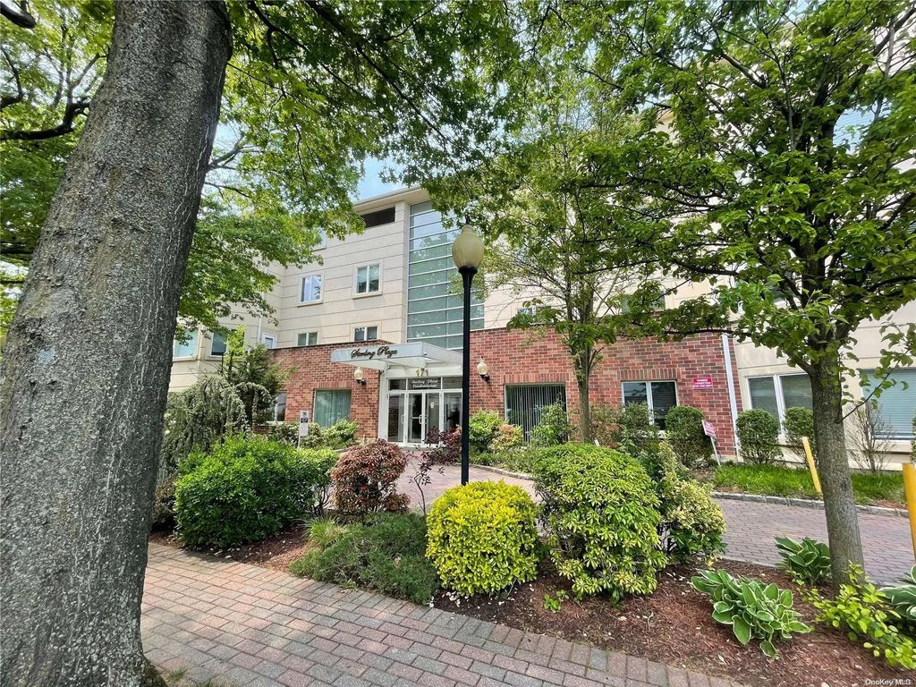 171 Great Neck Road # 3o, Great Neck