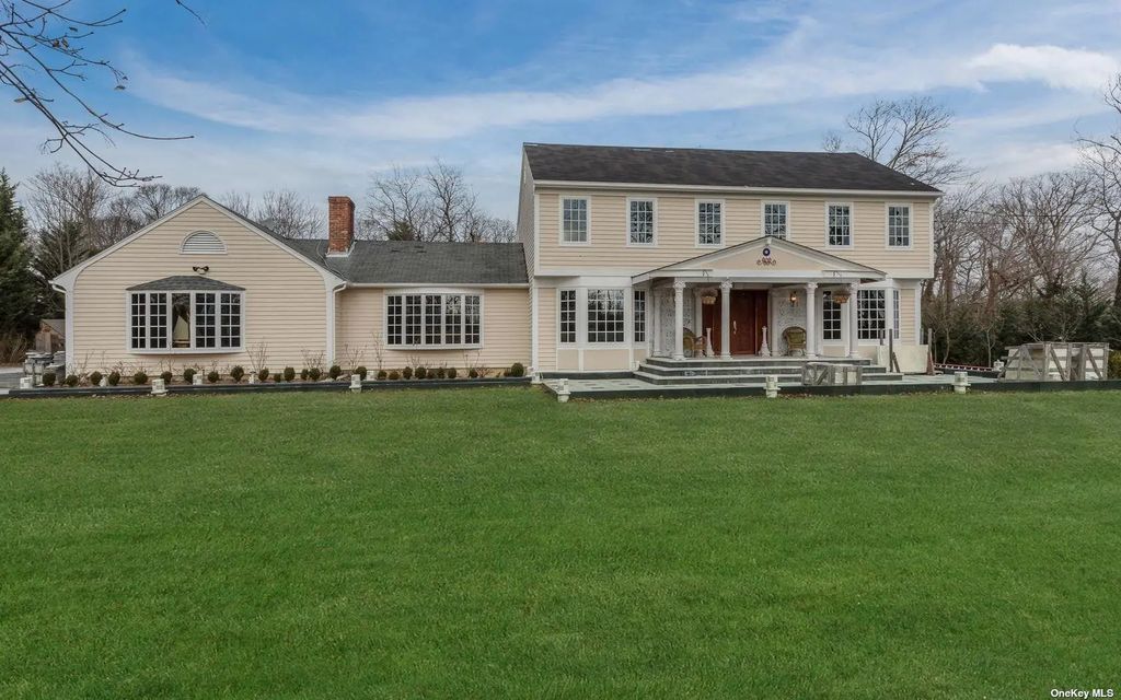 7 Old Field Road, Setauket