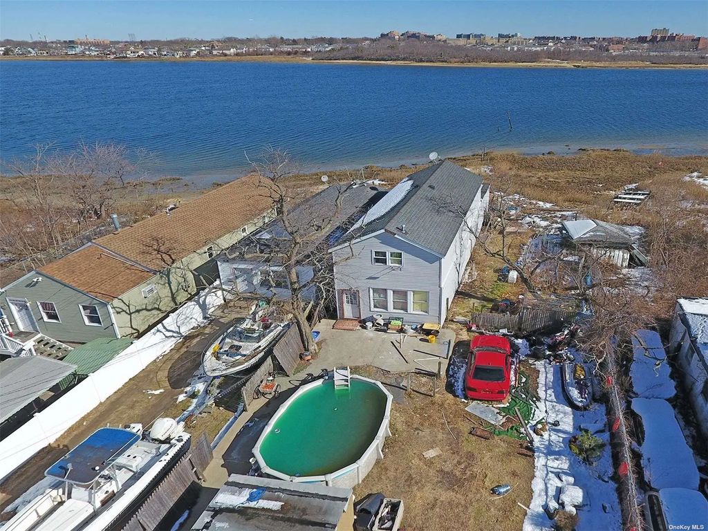 538 Beach 43rd Street, Far Rockaway