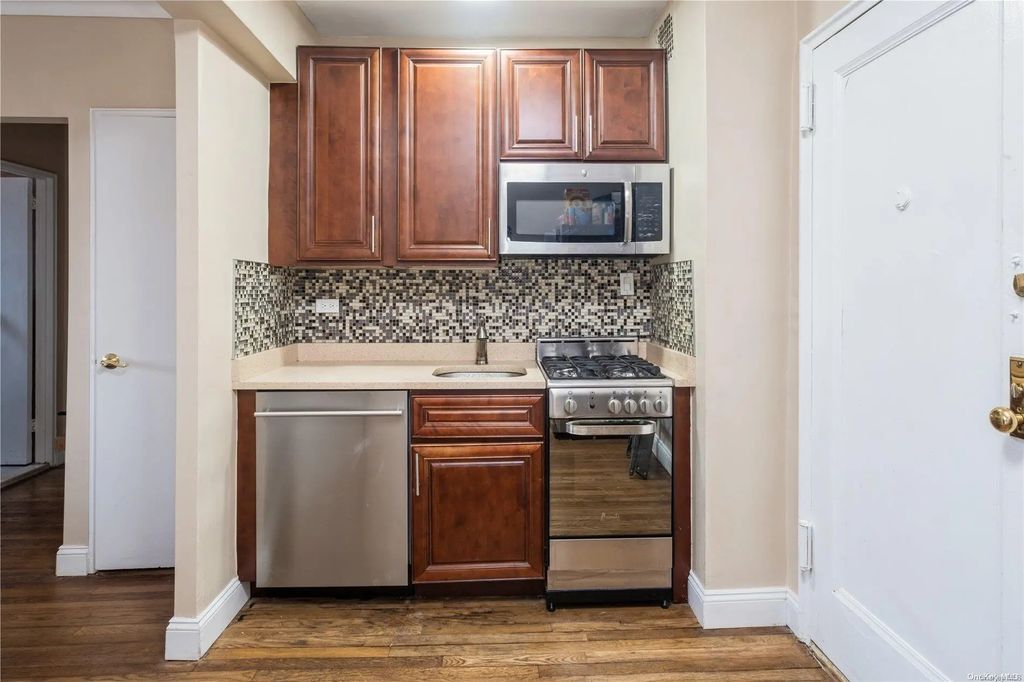 110-20 71st Avenue # 317, Forest Hills