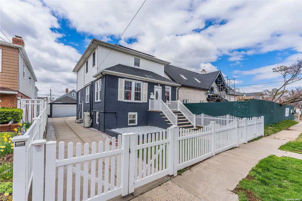 162-28 96th Street, Howard Beach