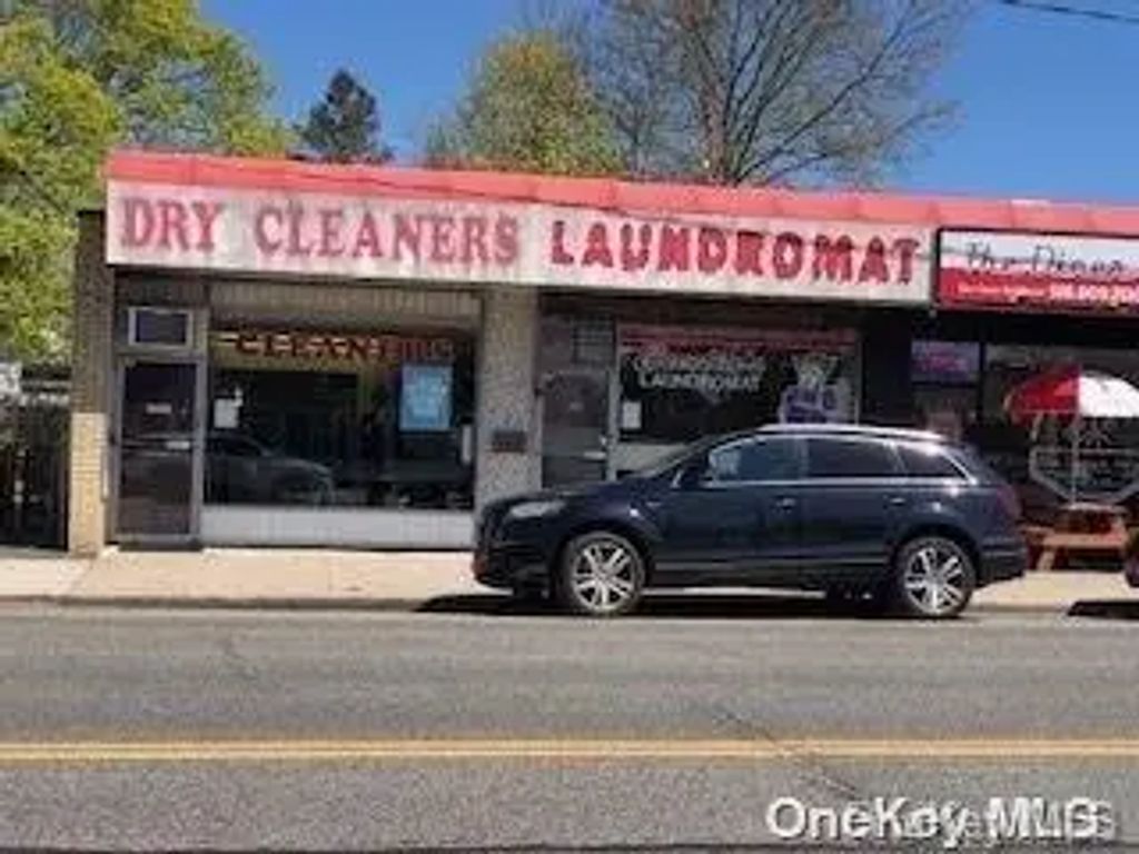 2217 Jerusalem Avenue # 2217, North Bellmore