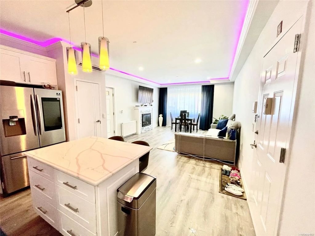 63-16 Forest Avenue # 1b, Ridgewood