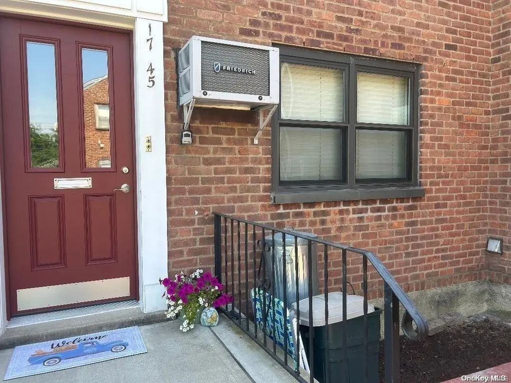 17-45 160th Street # 5-65, Whitestone