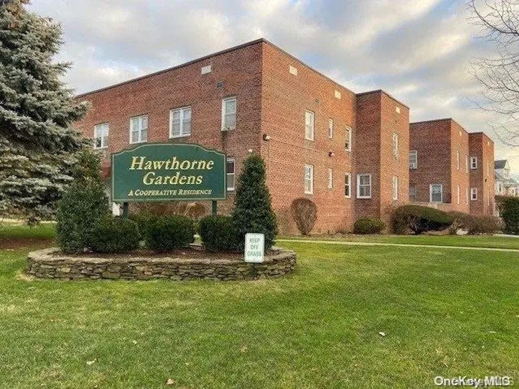 149 Smith Street # E-22, Freeport