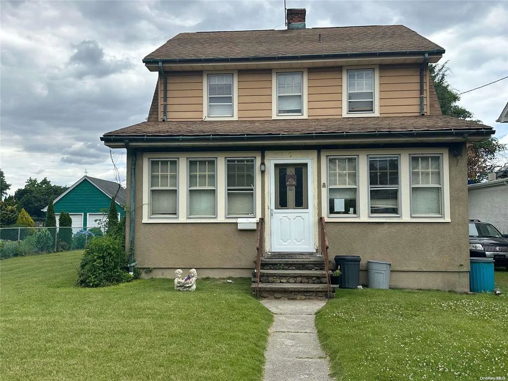 7 Hayden Avenue, Great Neck