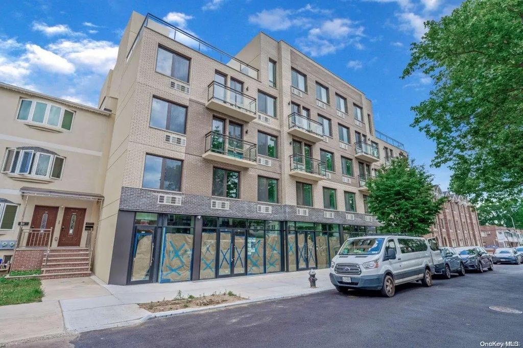 163-07 72 Avenue # 4e, Fresh Meadows