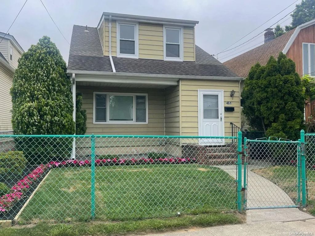 461 5th Avenue, Cedarhurst