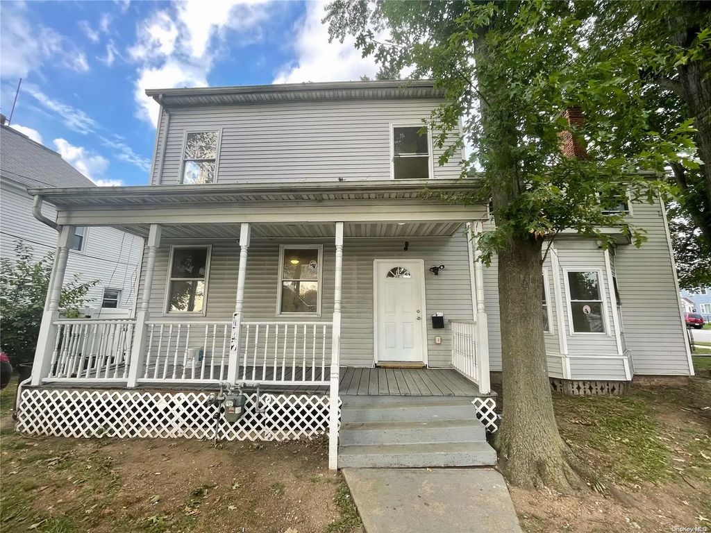 142 Henry Street, Hempstead