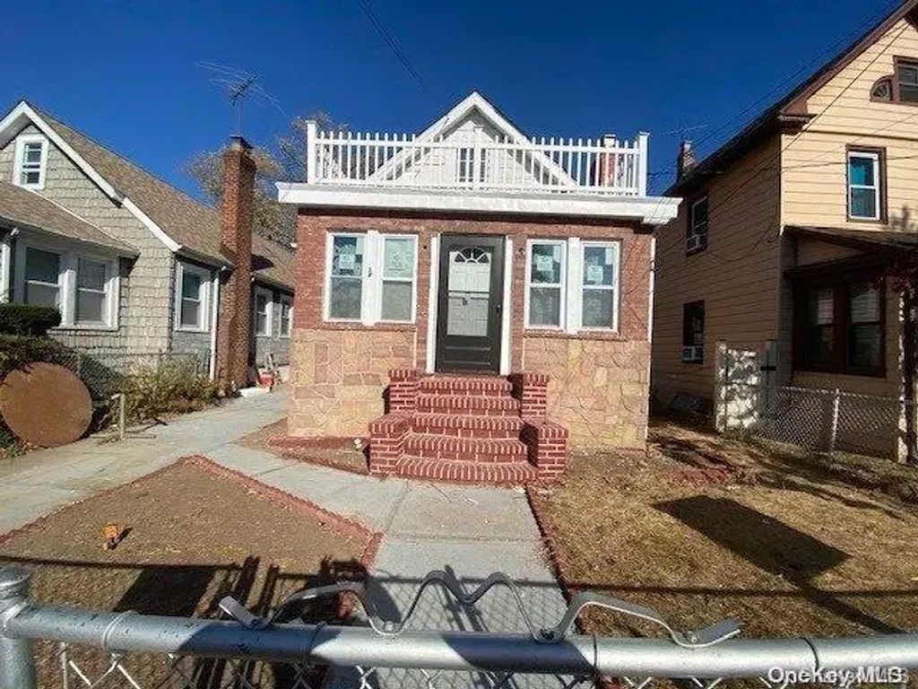 213-19 102nd Avenue, Queens Village