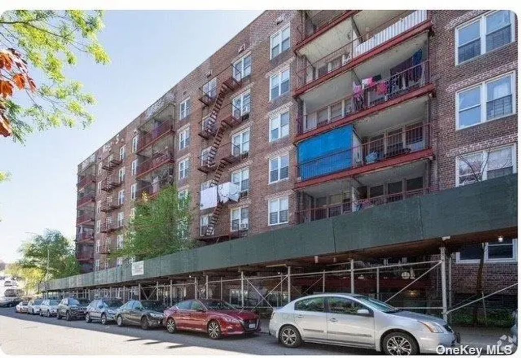 86-16 60 Avenue # 1l, Elmhurst
