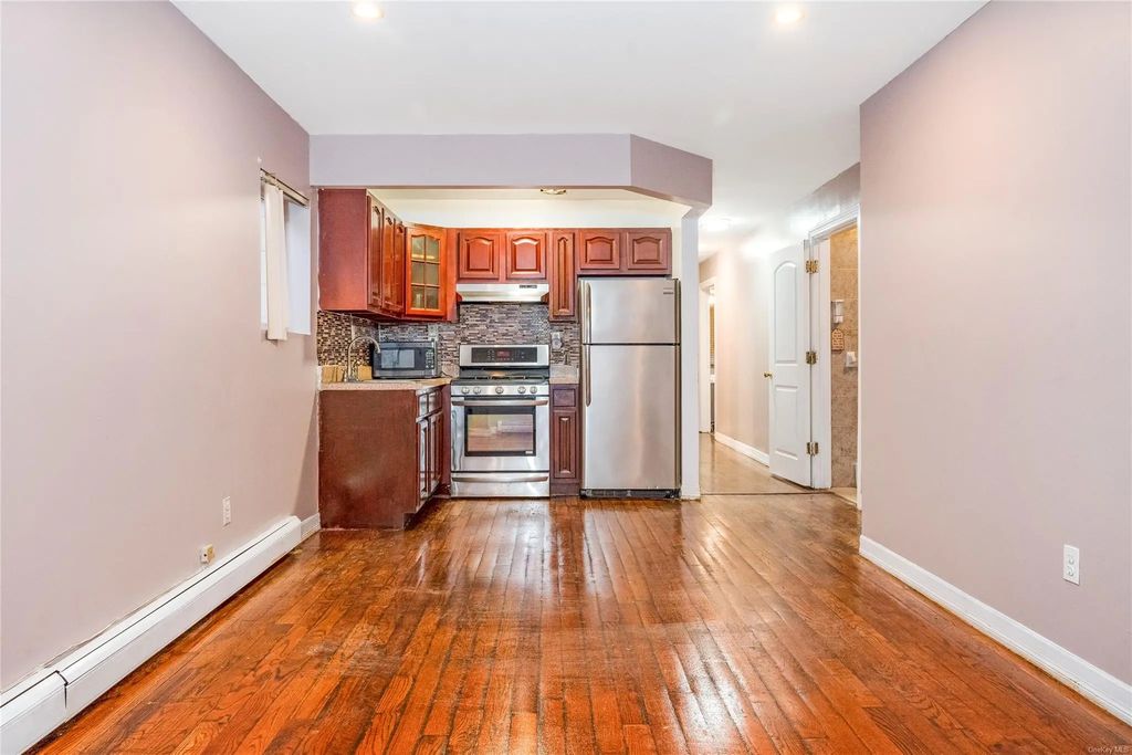 197-21 Carpenter Avenue # 1g, Jamaica