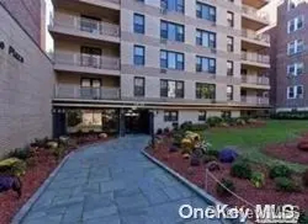 65-50 Wetherole Street # 6y, Rego Park