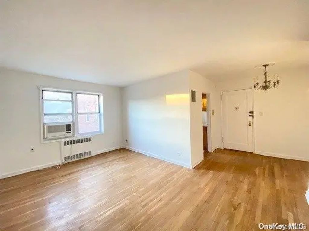 81-05 35 Avenue # 5l, Jackson Heights