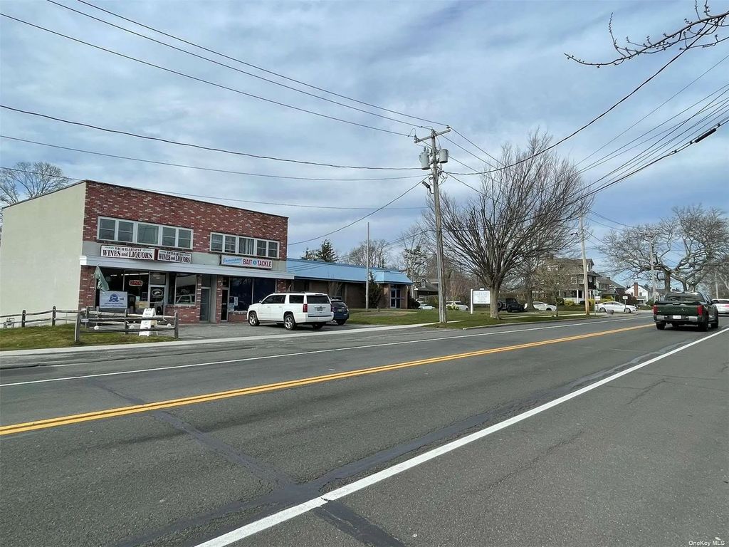 13355 Main #2west Road, Mattituck