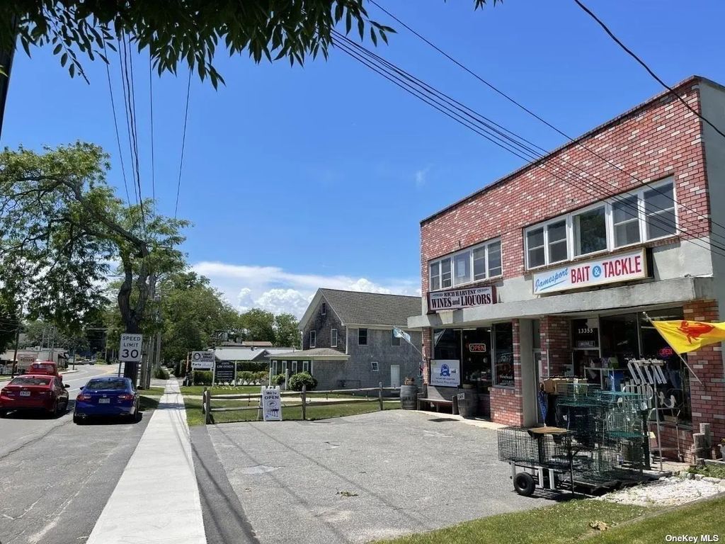13355 Main #2east Road # East, Mattituck