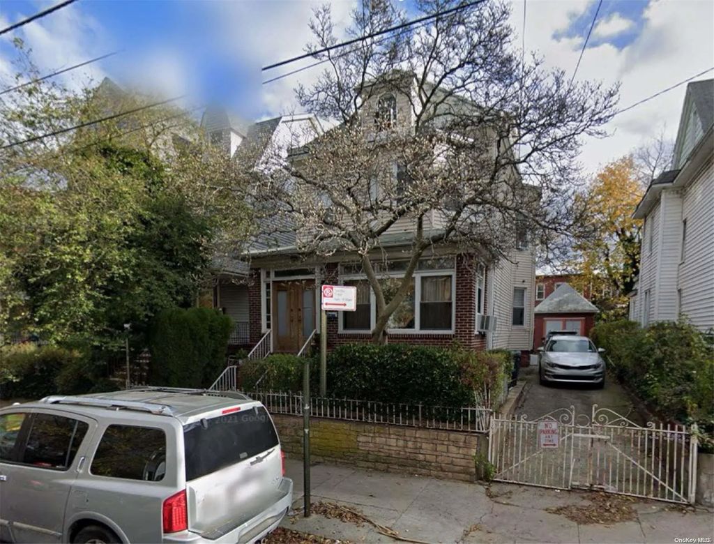 563 E 32nd Street, East Flatbush