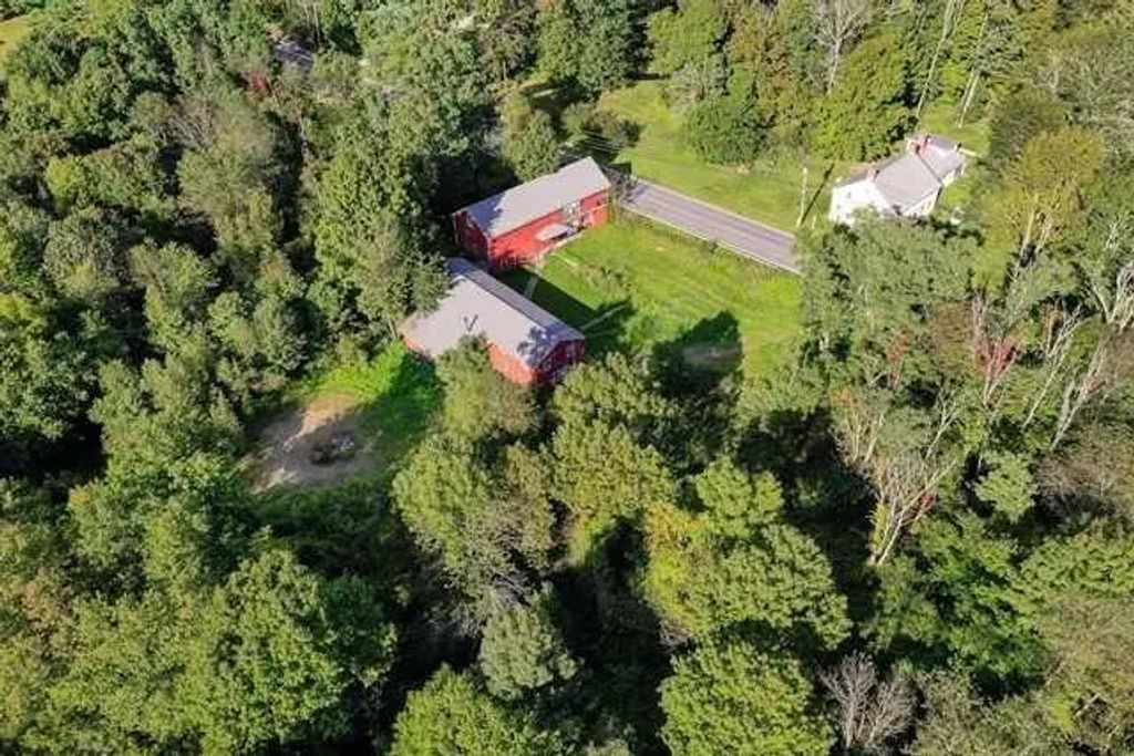 2723 Route 82, Lagrangeville