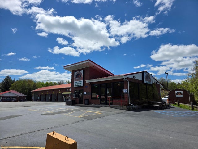 1869 52 Route, Liberty