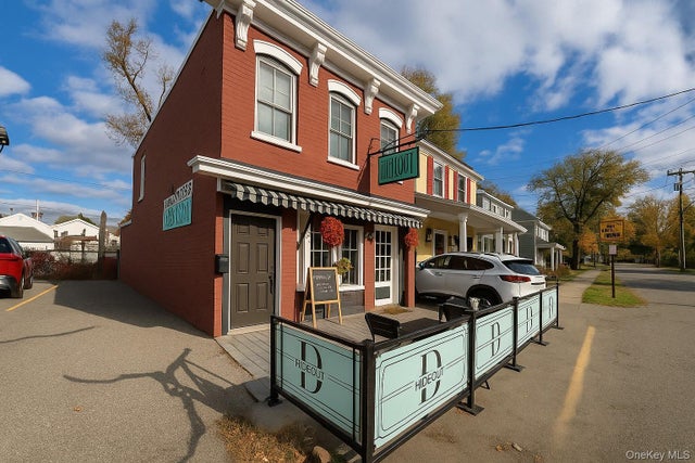 Photo of Listing #932503