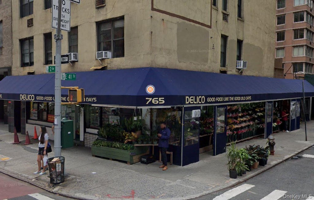 765 2nd, New York (Manhattan)