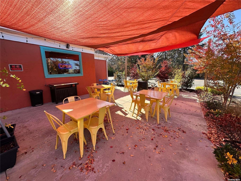 28 of 31 - 44780 County Road 48, Southold, NY