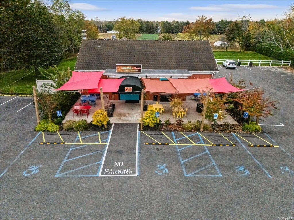 4 of 31 - 44780 County Road 48, Southold, NY