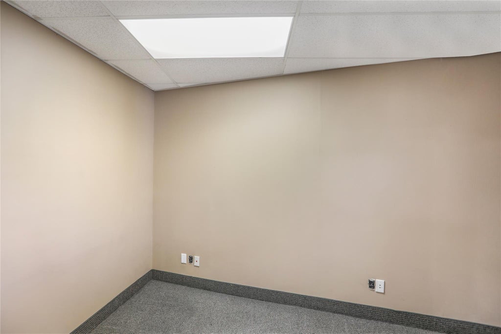 5 of 8 - 100 Main St. # 202, Sayville, NY