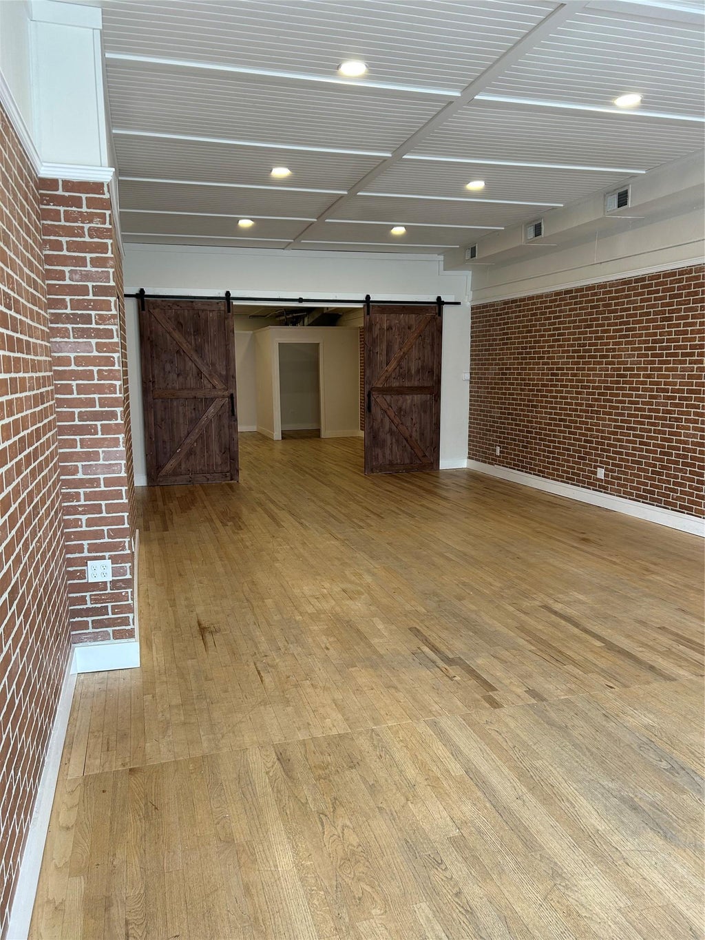 5 of 8 - 249 West Main St., Sayville, NY