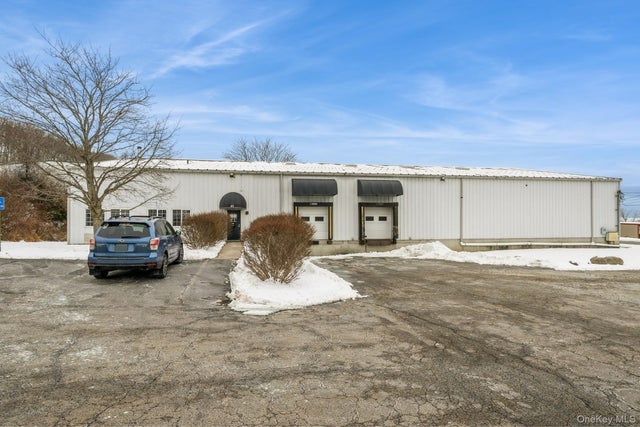 41 Elkay Drive, Chester