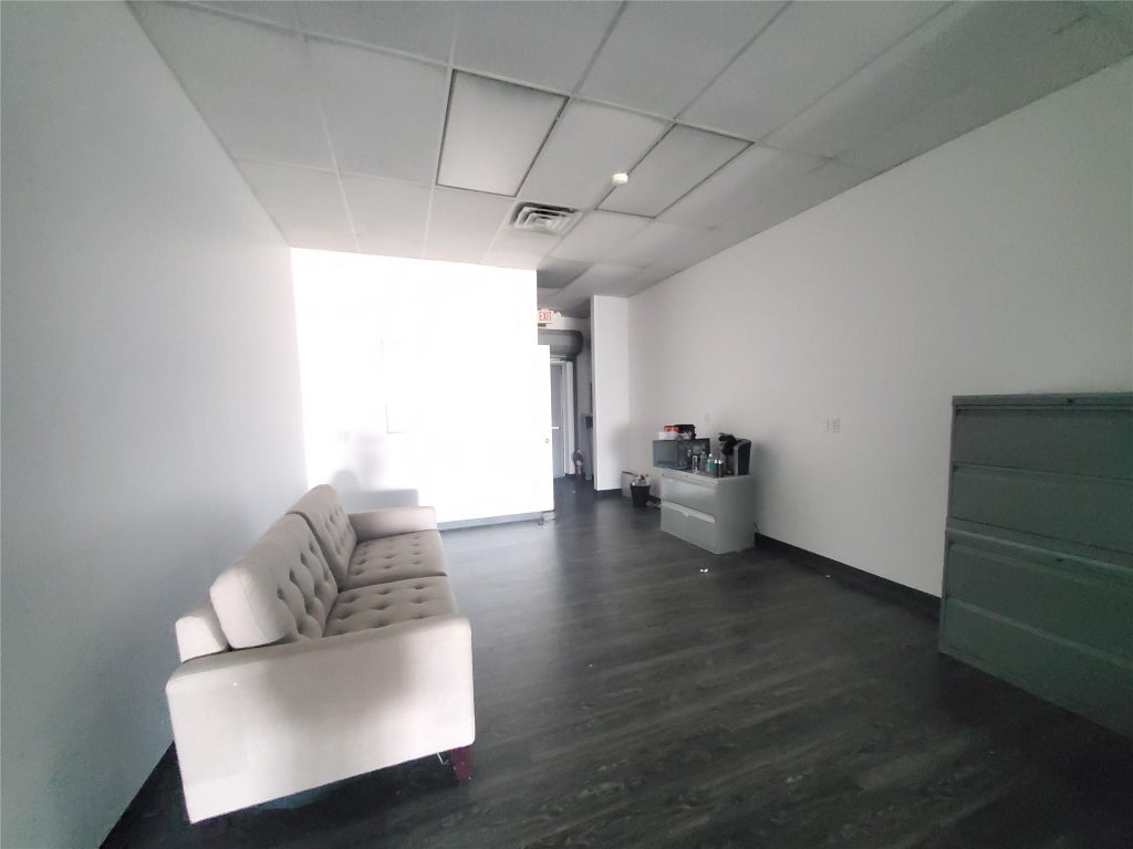 4 of 7 - 4842 Sunrise Highway, Sayville, NY