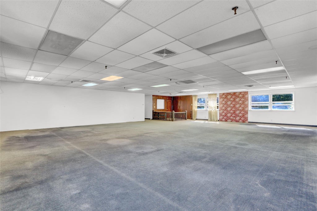 2 of 17 - 1438 Wantagh Avenue # 2, Wantagh, NY