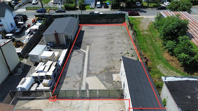 Photo of Listing #850312