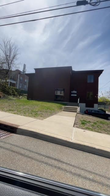 123 Rombout Avenue # 2, Beacon