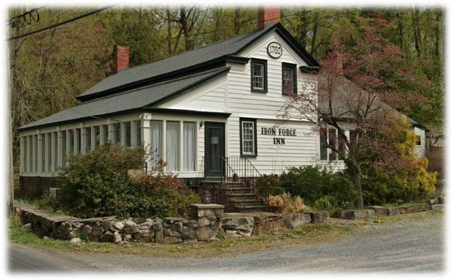 38 Bellvale Lakes Road, Warwick