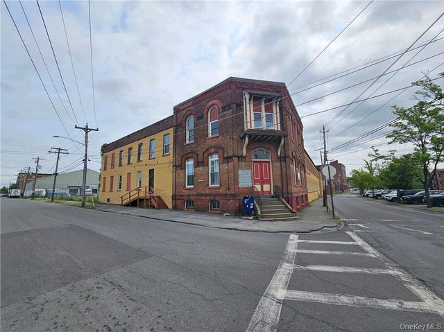 39 Railroad Avenue # 5, Middletown