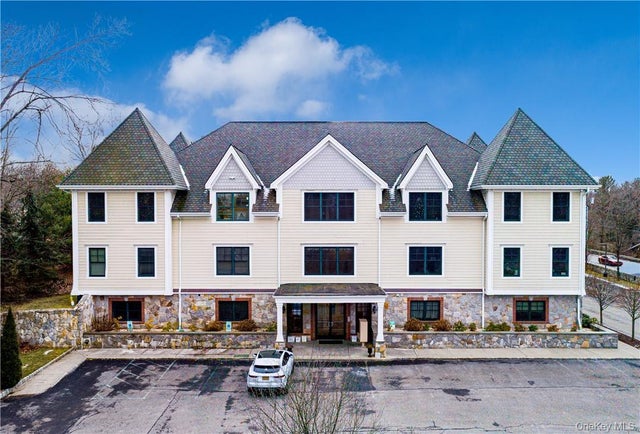 Photo of Listing #922440