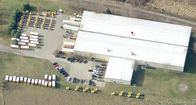 7 Lake Station Road, Warwick