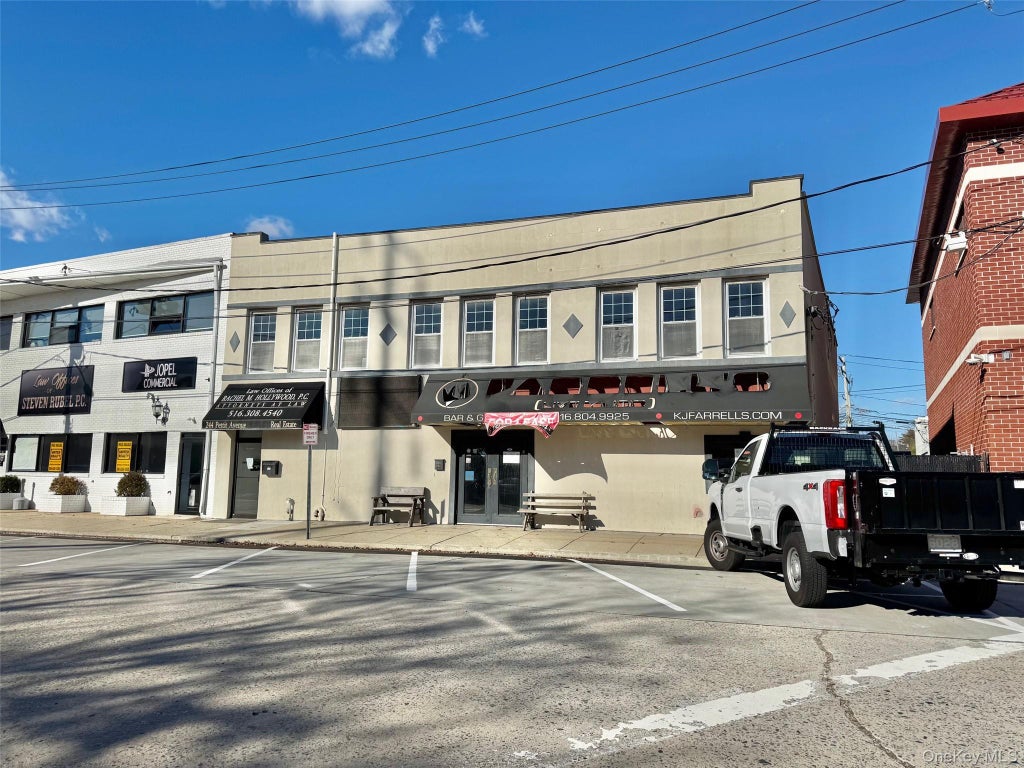 2600-2610 Pettit Avenue, Bellmore