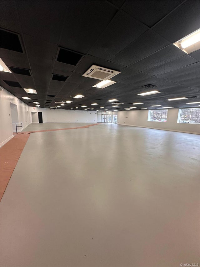 611 Arlington Turnpike, Poughkeepsie