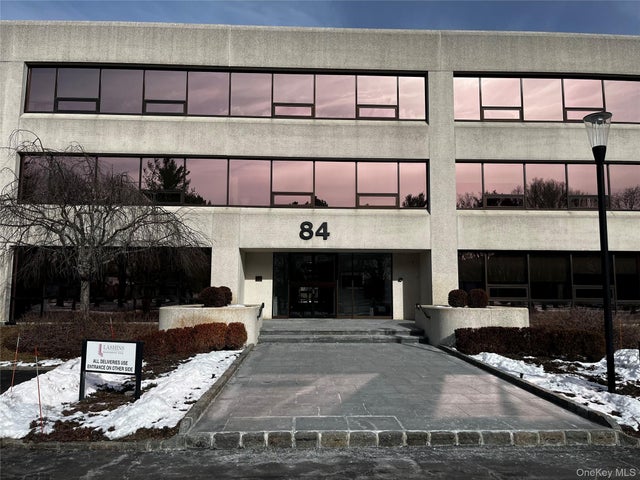 84 Business Park Drive # 208, Bedford