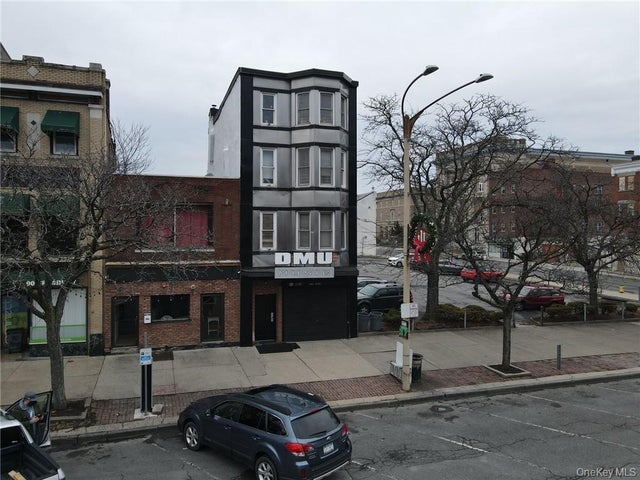 86 Broadway # Storefront, Newburgh