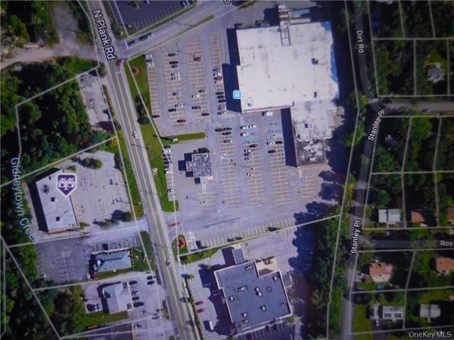 77 N Plank Road, Newburgh