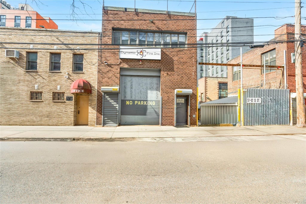 2 of 32 - 37-14 13th Street, Long Island City, NY