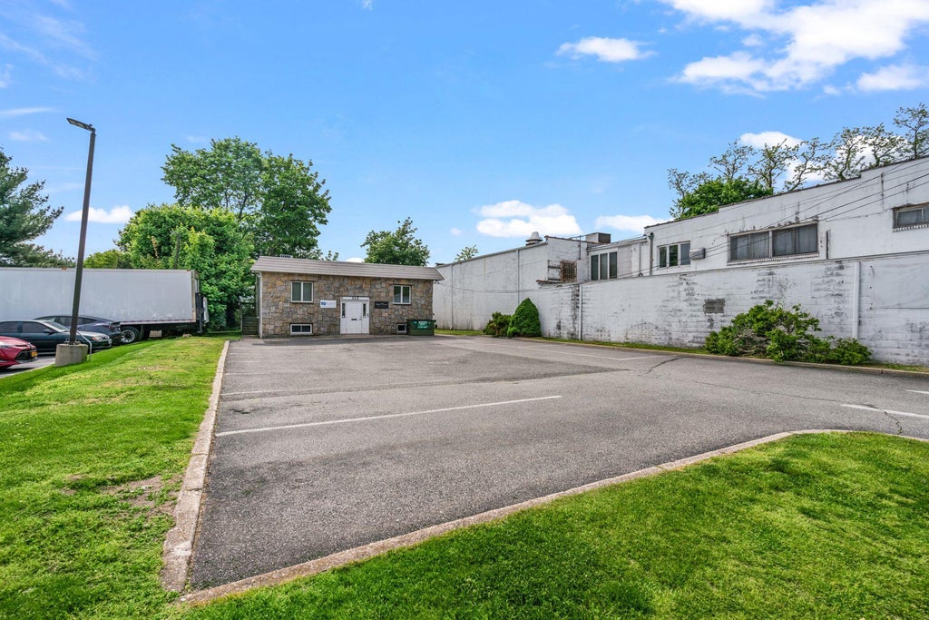 1 of 31 - 312 Larkfield Road, East Northport, NY