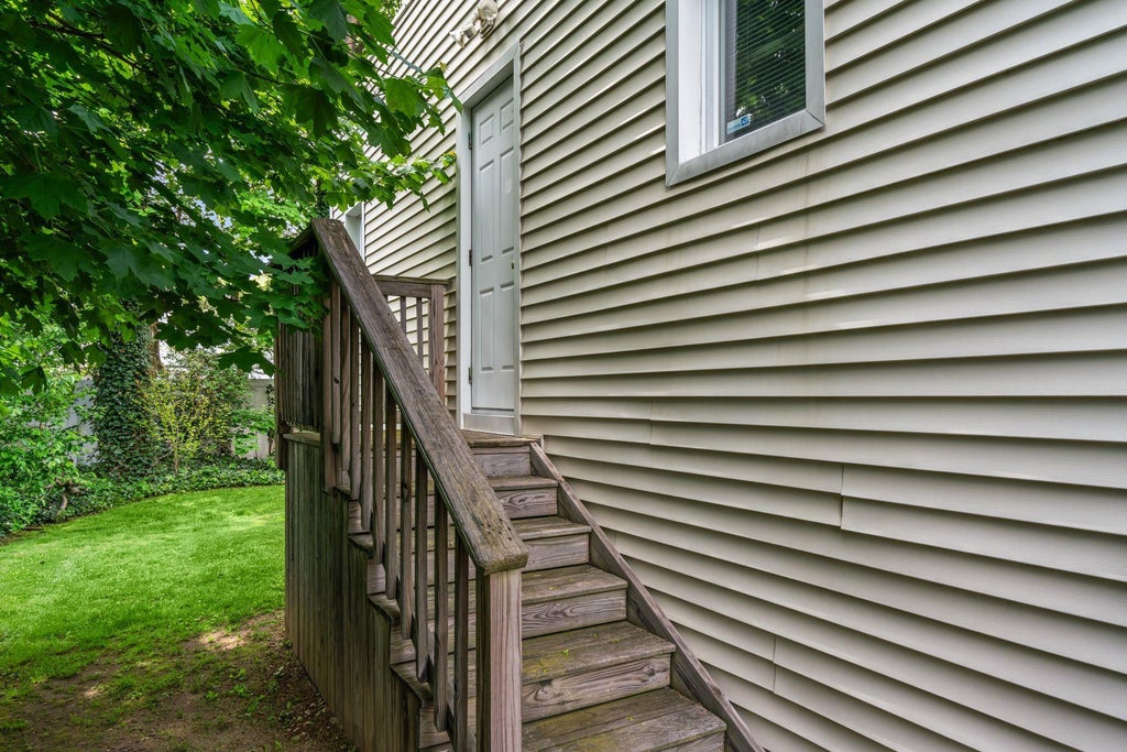 23 of 31 - 312 Larkfield Road, East Northport, NY