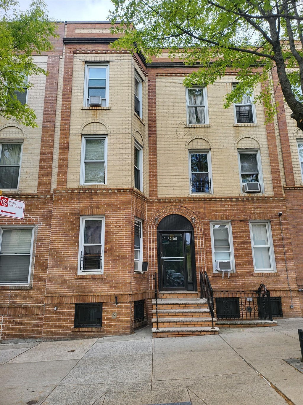 52-05 Skillman Avenue, Flushing