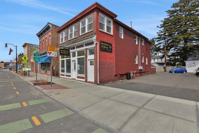 730-732 Broadway, Kingston