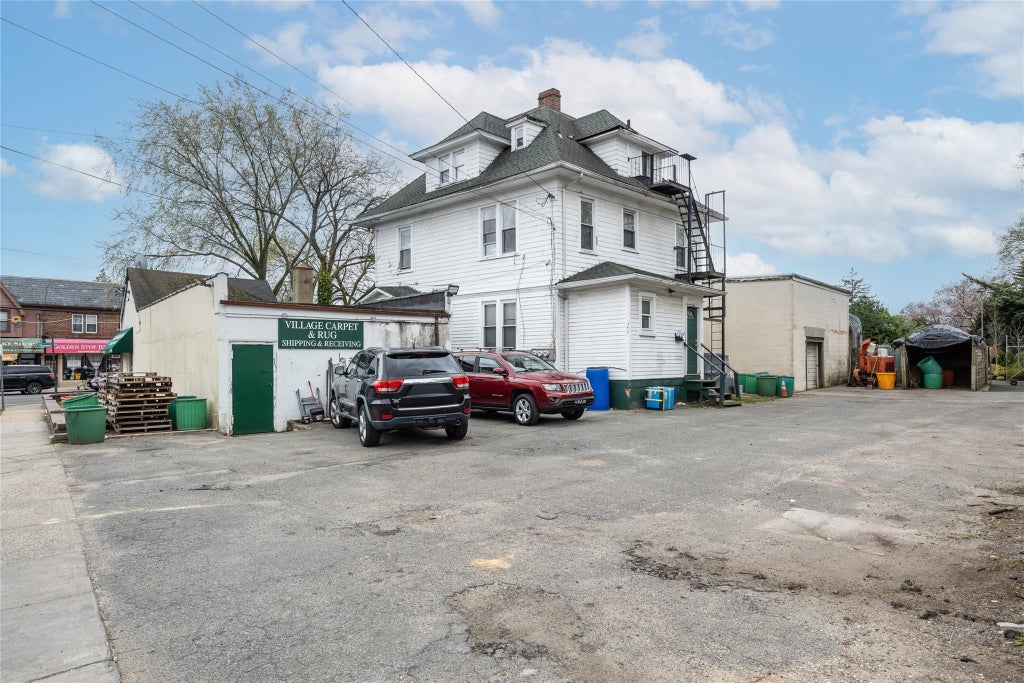 18 of 27 - 349 - 353 Hempstead Avenue, West Hempstead, NY